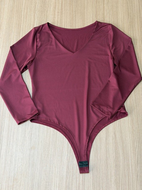Producto - body ariana bordo