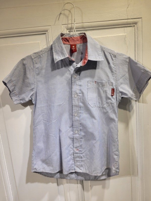 Producto - Camisa MIMO rayada blanca y celeste manga corta Talle 8 años - PRECIO: 8X