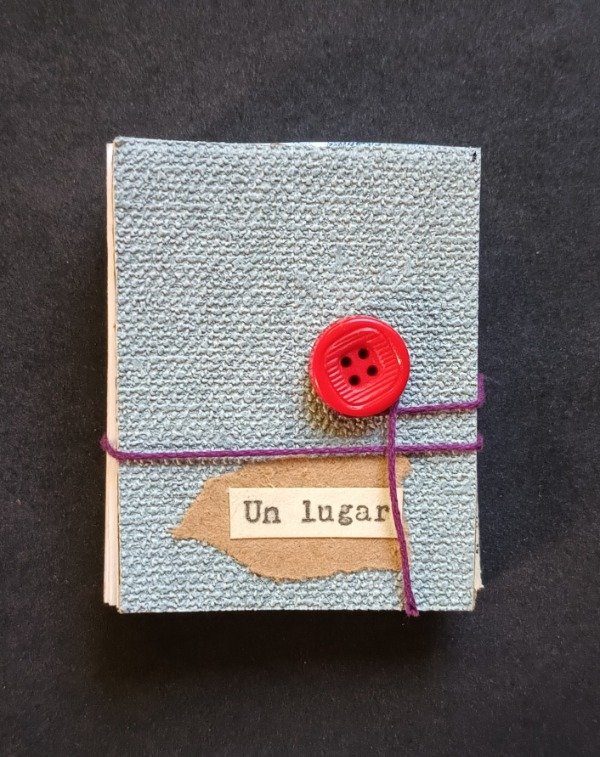 Producto - "Un lugar" Libro mini.