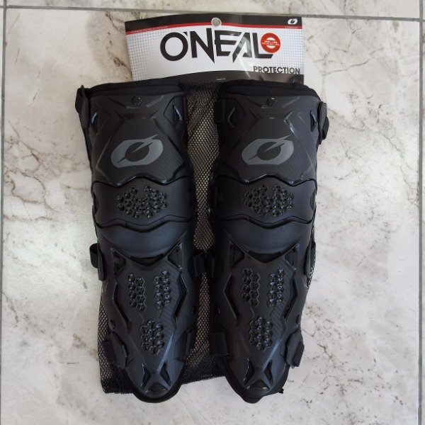 Producto - Rodilleras Articuladas ONeal - Pivot Knee Guard