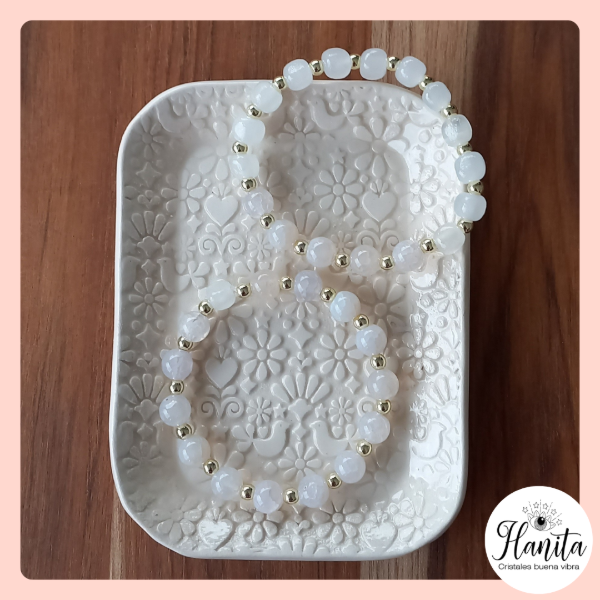 Producto - Pulsera ónix blanco y hematites dorados