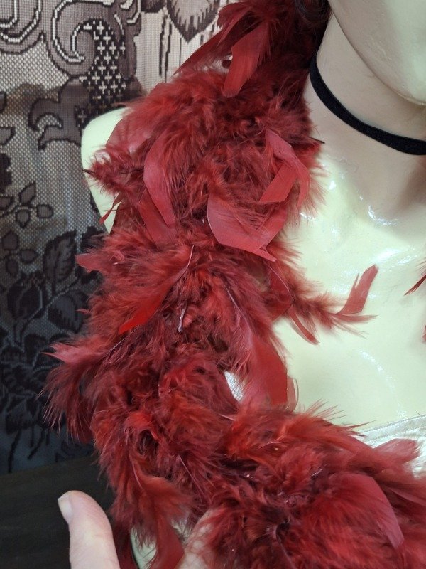 Producto - Boa de plumas Rojas 1.10mts - 4