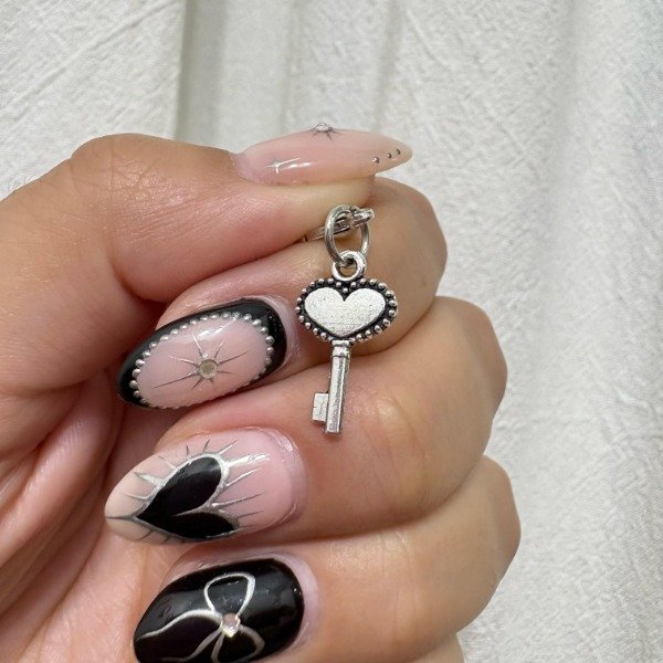 Producto - Mini Key Charms Plateado