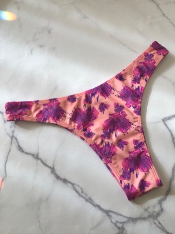 Bombacha bikini estampada talle 4