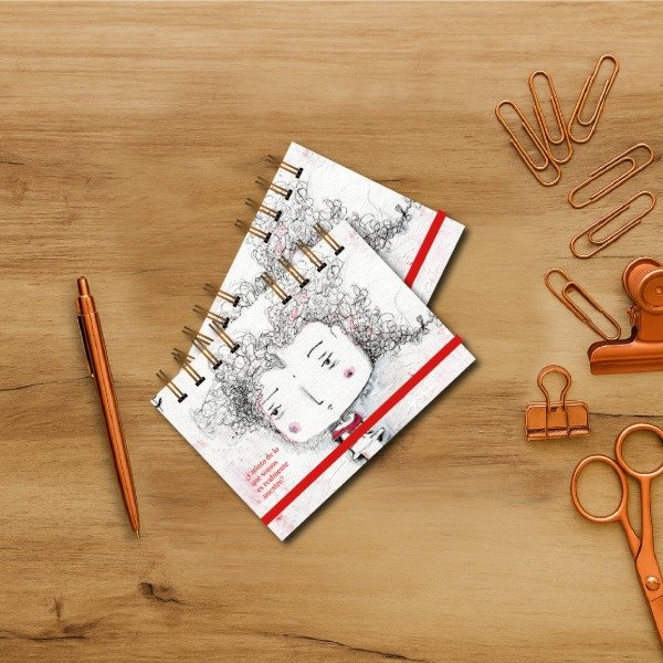 Producto - Anotador "LO PIENSA", colección Ilustrada Inés