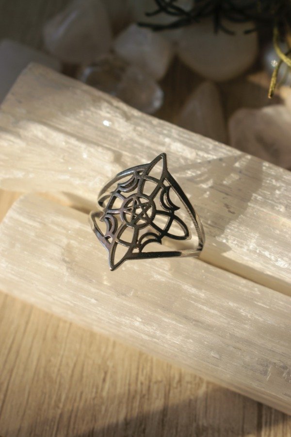Producto - Anillo Nudo de Bruja