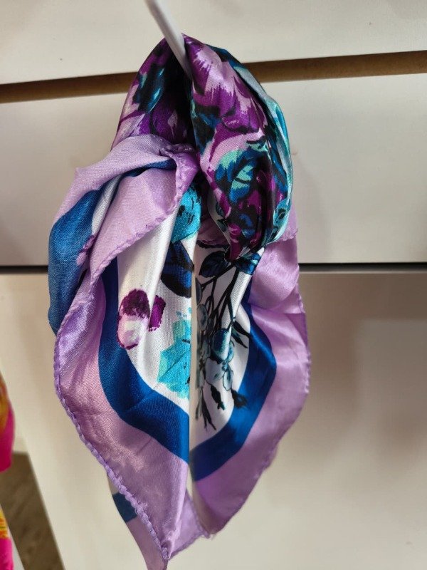 Producto - Pañuelo lila