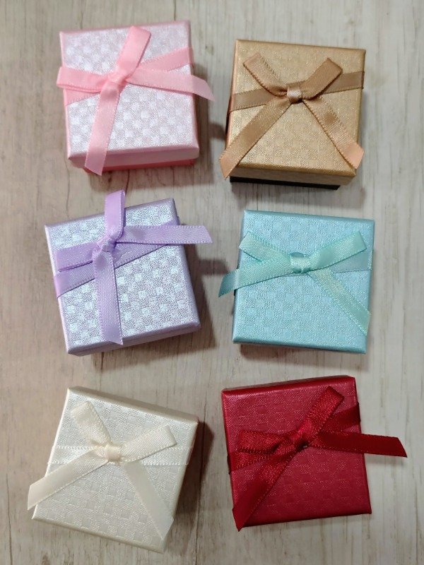 Producto - Cajitas para anillo cuadradas x6