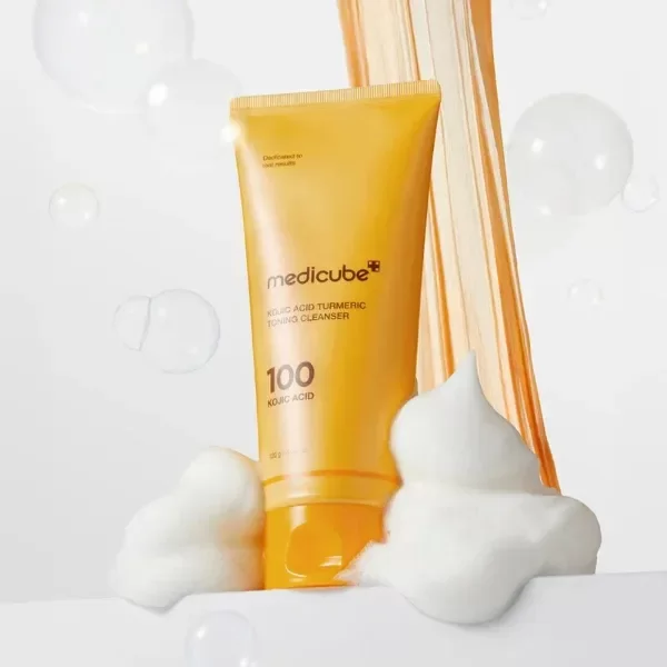 Producto - medicube Kojic Acid Turmeric Vita Capsule Cleansing Foam 120ml - 0