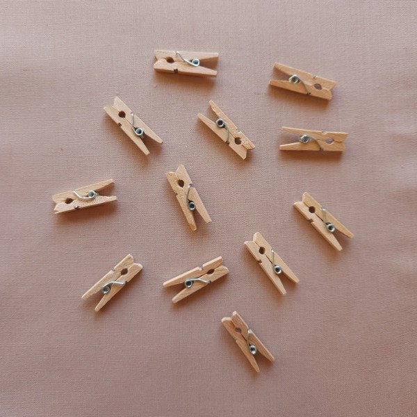 Producto - Broches de madera natural