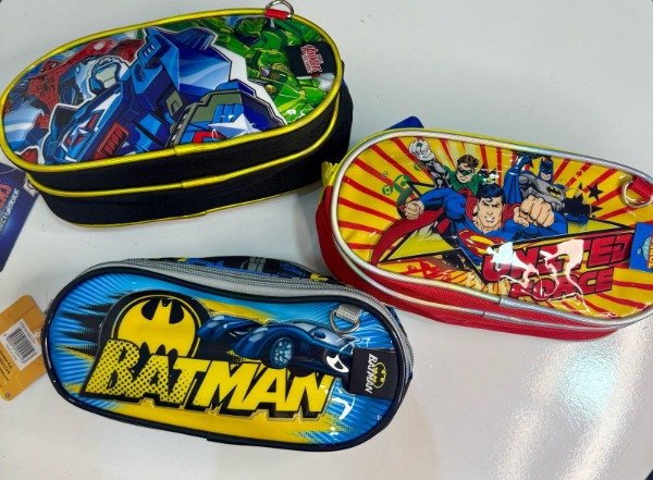 Producto - Cartuchera  superhéroe licencia oficial