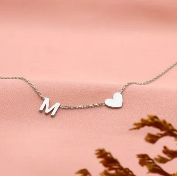 Producto - Collar corazón inicial
