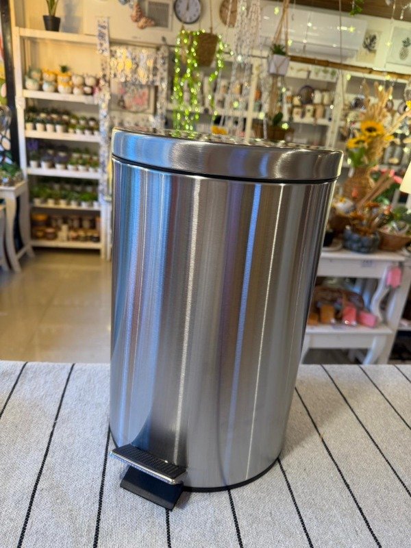 Producto - Tacho de acero con cierre suave - 12 litros - 39 cm (Efectivo: 59.920)