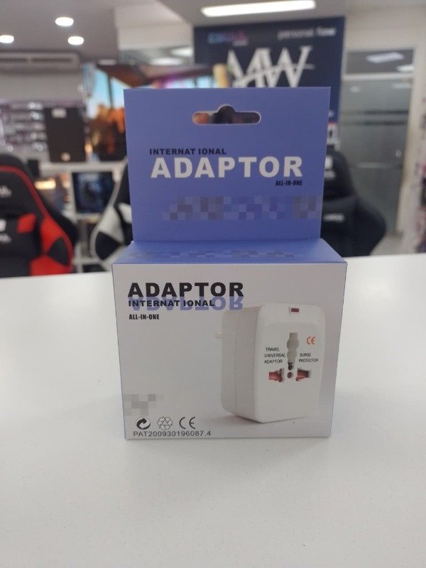 Producto - Adaptador Universal Viajero Aitech EC100383