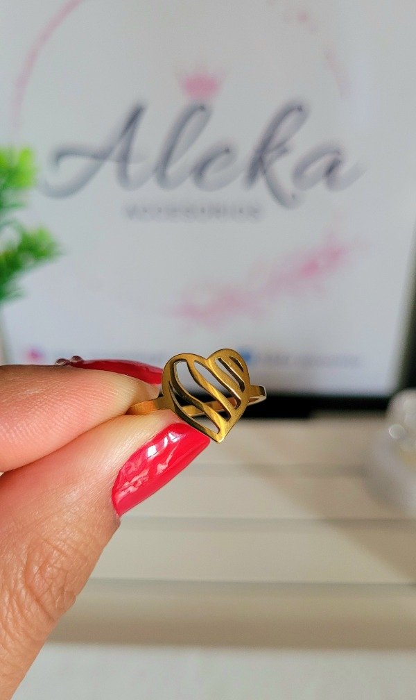 Producto - Anillo corazón Ondas (talle19)de acero dorado - 1