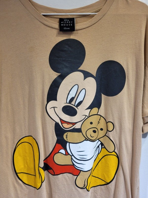 Producto - Remera DISNEY beige logo Mickey- Talle S/M- PRECIO: 23x - 1