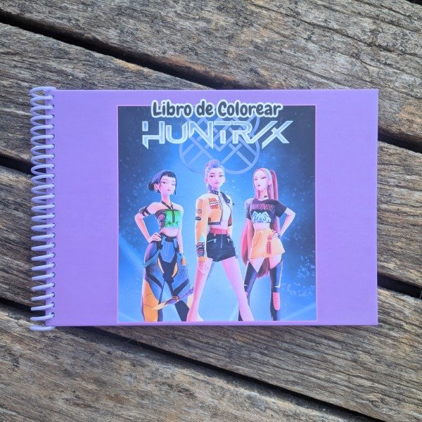 Producto - Libro de colorear Huntrix tapa dura