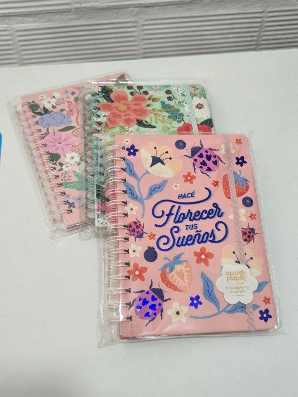 Producto - cuaderno anillado tapa dura