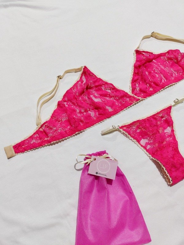 Producto - Conjunto Jade de encaje con less regulable