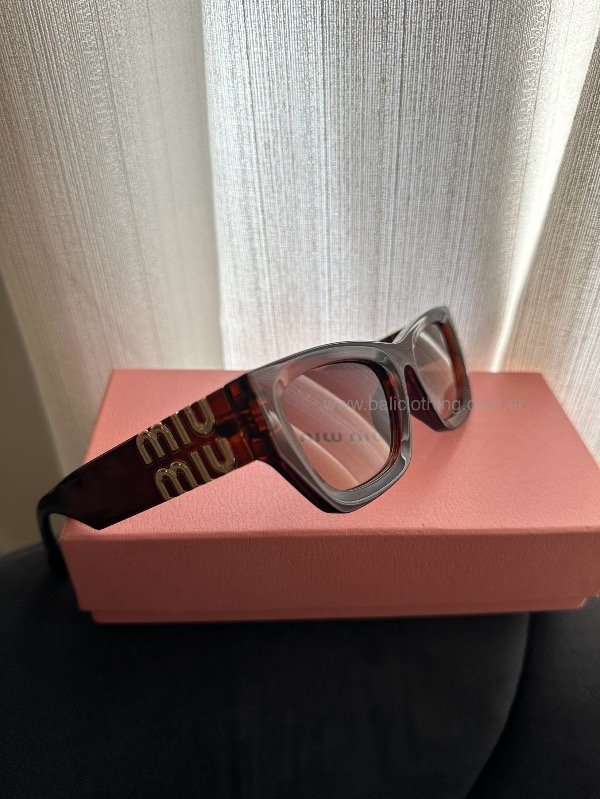 Producto - Gafas MiuMiu Brown