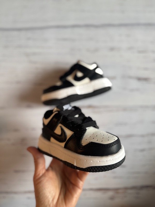 Producto - Zapatillas Nike Force Premium Panda