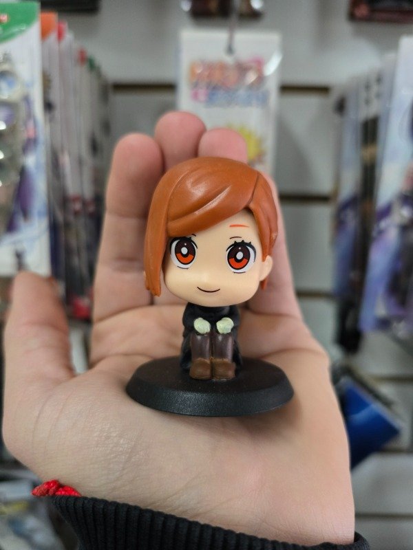 Producto - Figura Nobara sentada
