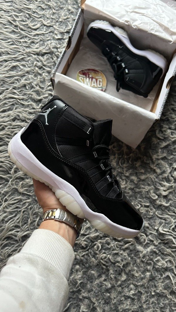 Producto - JORDAN RETRO 11 JUBILEE - 0