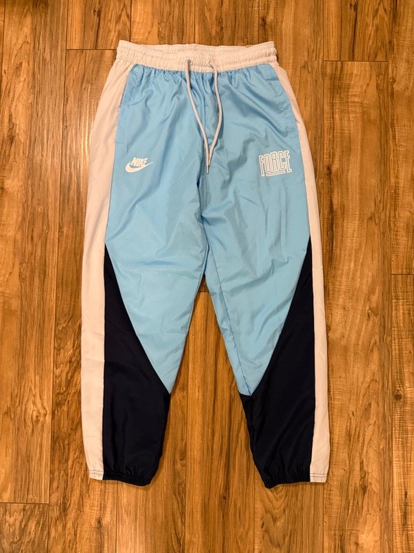 Producto - PANTALÓN NIKE FORCE HOMBRE TALLE M