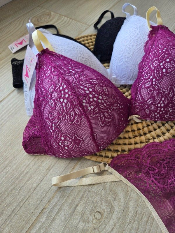 Producto - Modelo FELICIA triang soft encaje - 12900 EF