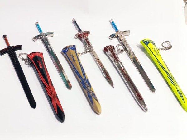 Producto - Llavero de Metal Espadas con Fundas -  Fate - 22cm - Ingrese para elegir