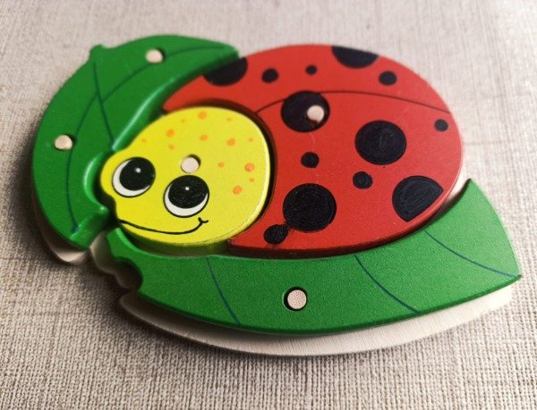 Producto - Encastre Bichito Vaquita San Antonio Madera