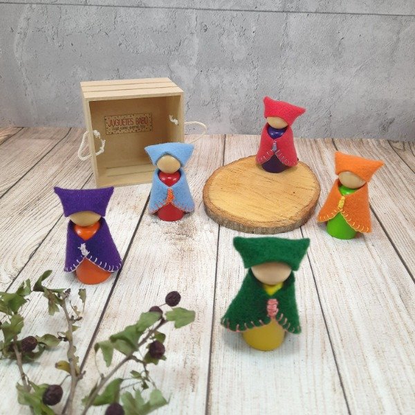 Producto - Muñequitos emponchados