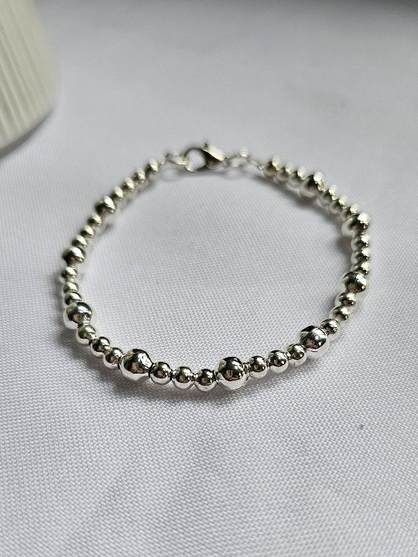 Producto - Pulsera bolitas 3x1 18 cm. Acero Blanco