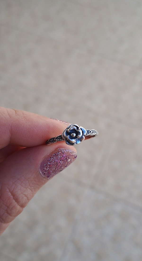 Producto - Anillo de Plata con Flor