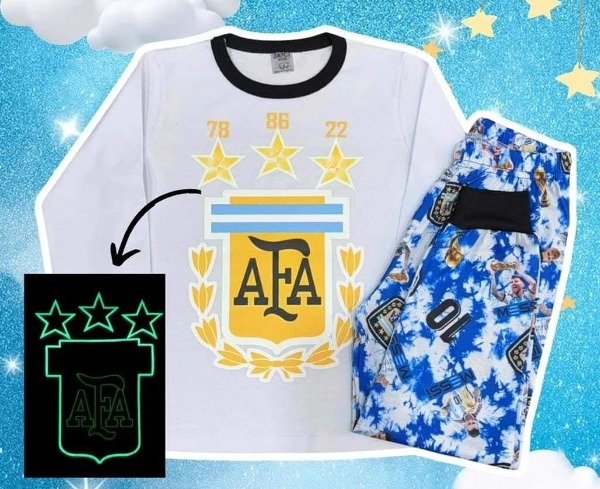 Producto - Pijama AFA (Brilla en la oscuridad)