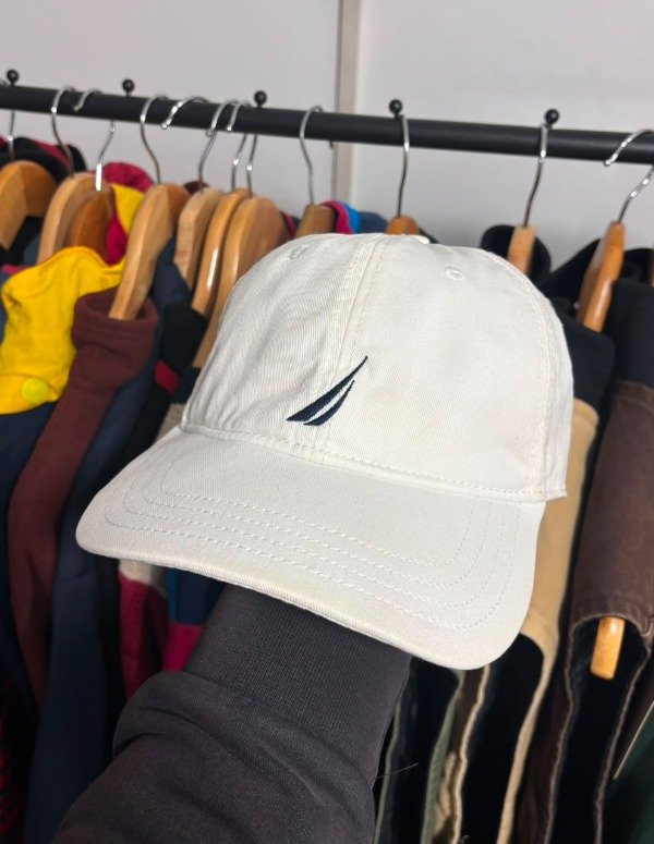 Producto - NAUTICA CAP WHITE BIG LOGO - 0
