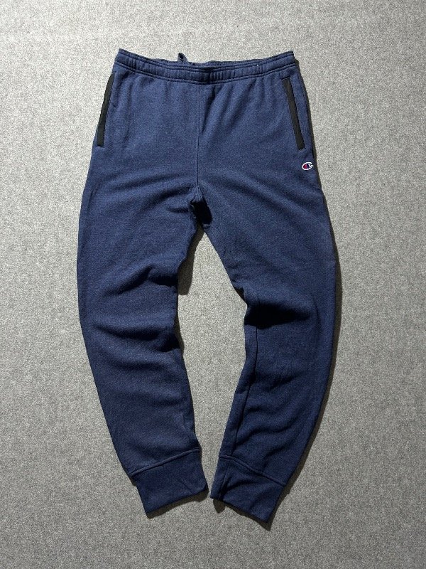 Producto - Joggin Champions, talle M