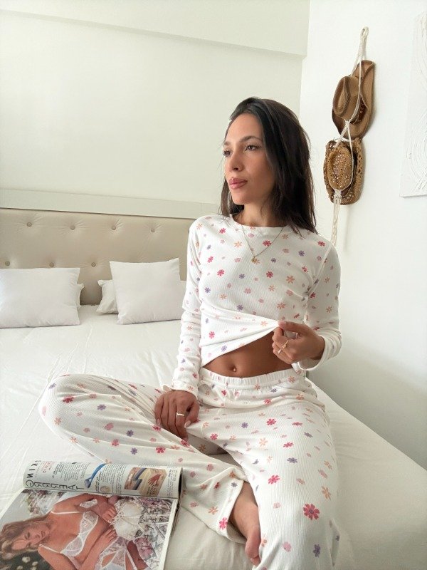 Producto - Pijama Morley Flores de Colores