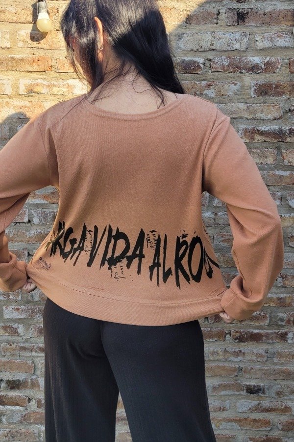 Producto - Buzo clásico mujer Larga vida al rock - 10