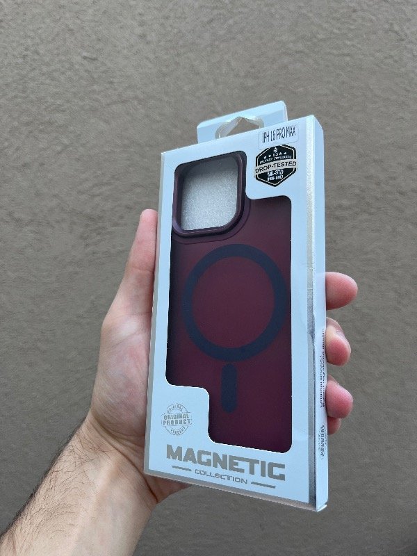 Producto - MagSafe mate 16 pro max bordo