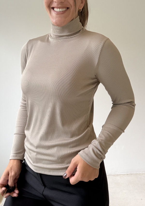 Producto - Polera ÁGATA - 3