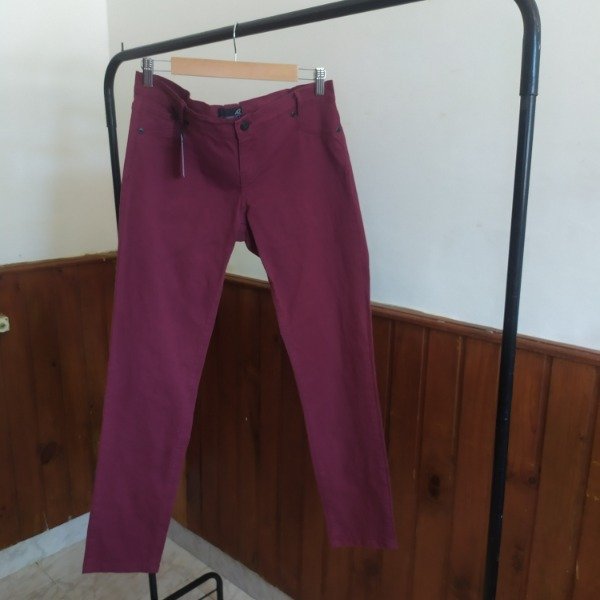 Producto - Jeans tiro bajo semirígido t.42 (va para t.40)