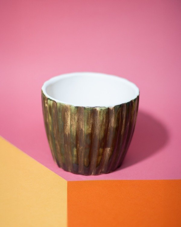 Producto - Maceta líneas marrón