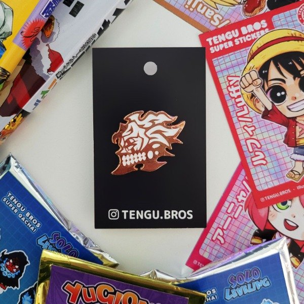 Producto - Pin enamel Okarun - Dandadan