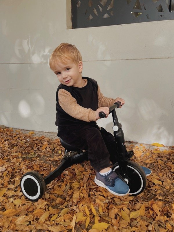 Producto - Conjunto chaleco negro