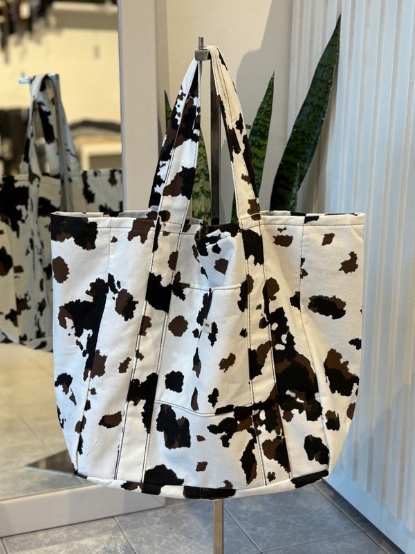 Producto - Maxi bolso Cow print
