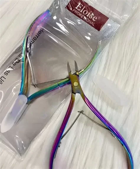 Producto - Corta Cuticula tornasol Eloise