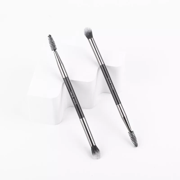 Producto - Brocha para ojos con cepillo de cejas City Girl