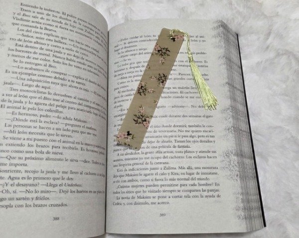 Producto - Señalador acrílico RHYS