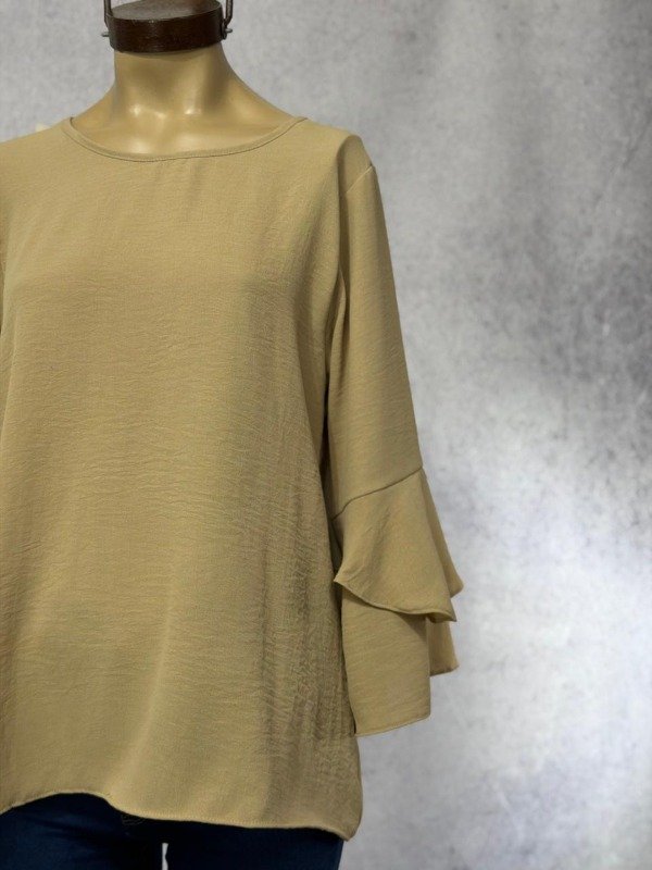 Producto - BLUSA RUMI BEIGE MANGAS 34 - 1